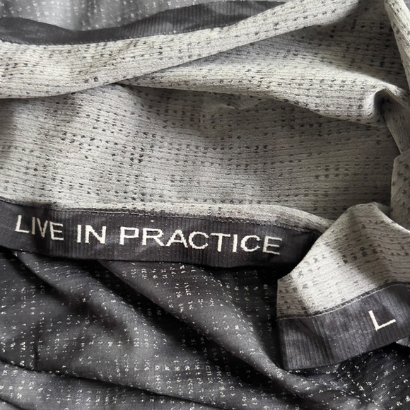 Lululemon Metal Vent Tech short sleeve crewneck top sz L Live in Practice gray - Picture 6 of 6
